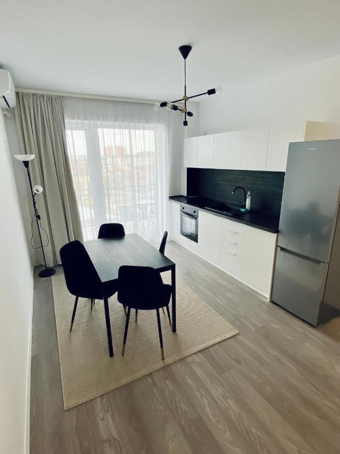 Happyhome Central Deluxe Apartments Oradea Buitenkant foto