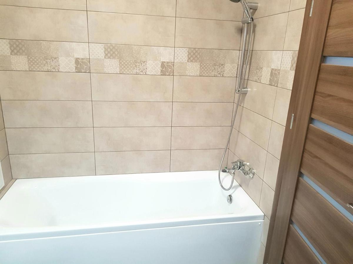 Happyhome Central Deluxe Apartments Oradea Buitenkant foto