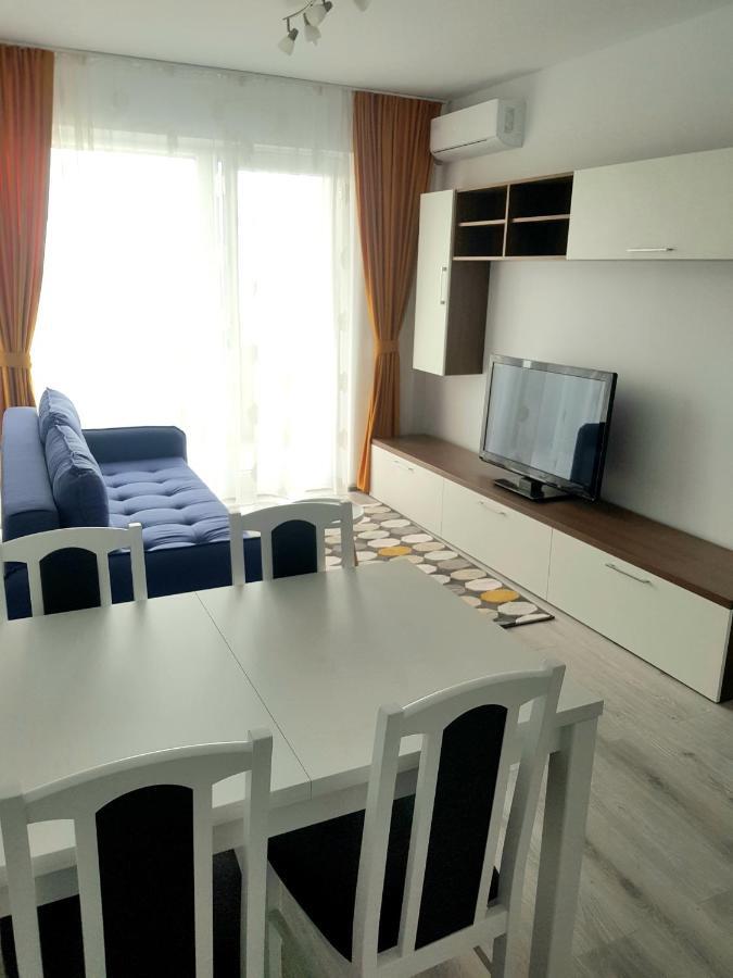 Happyhome Central Deluxe Apartments Oradea Buitenkant foto
